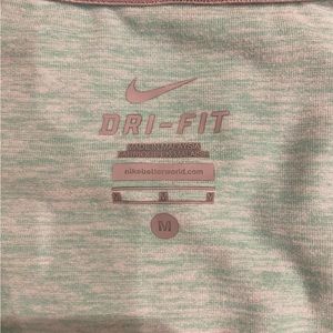 teal nike top, light weight, soft